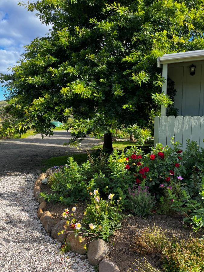 Wisteria Way Opononi